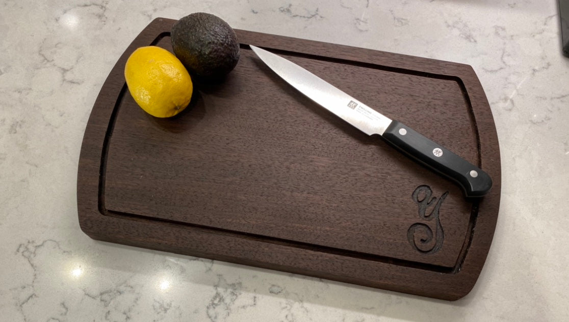 Round-End Cutting Board